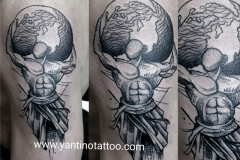 man-tattoo-word-dunia-indonesia-toopbali-studio-good-tattoo-indonesia